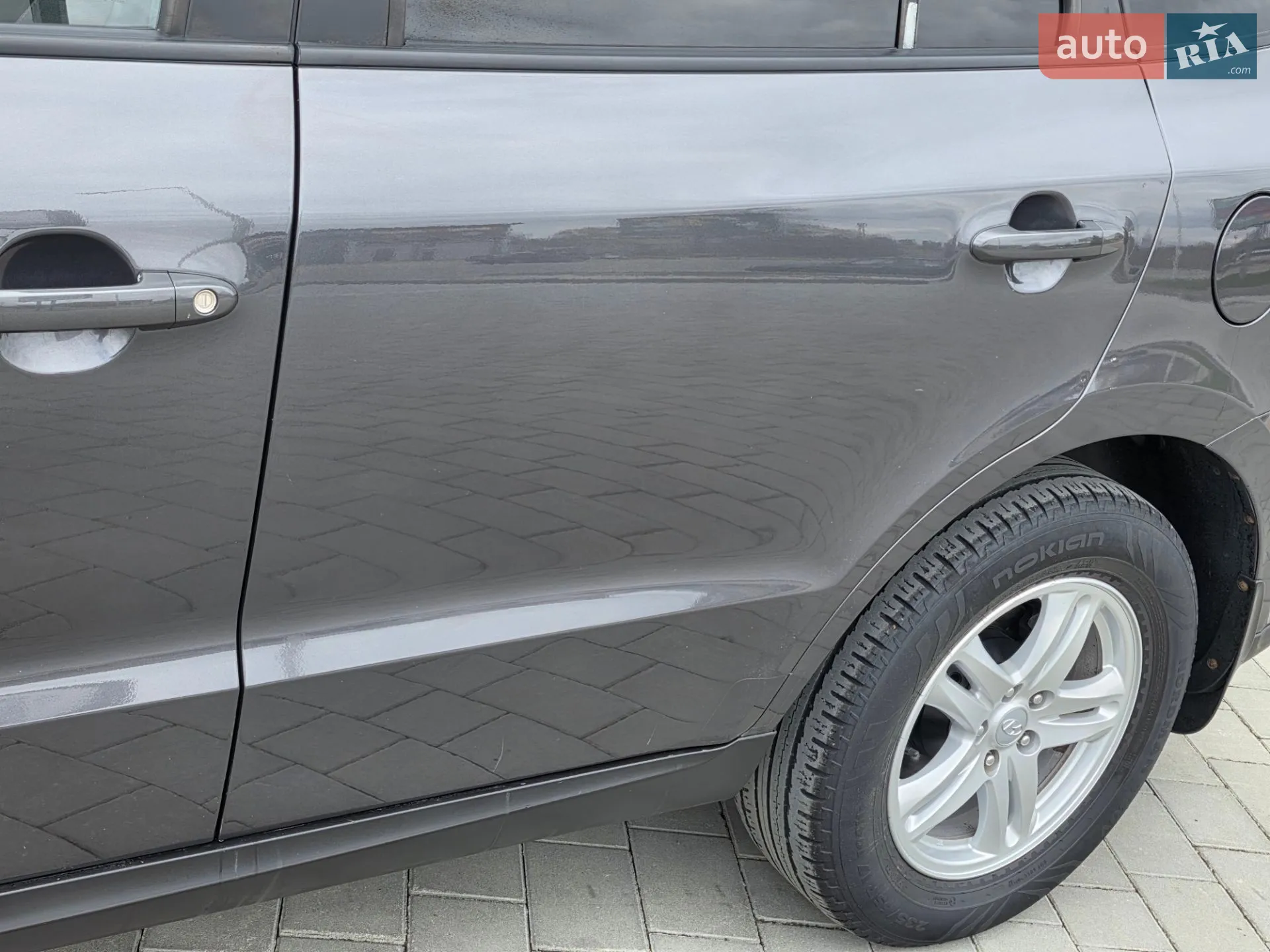 2011 Hyundai Santa Fe - мініатюра 21