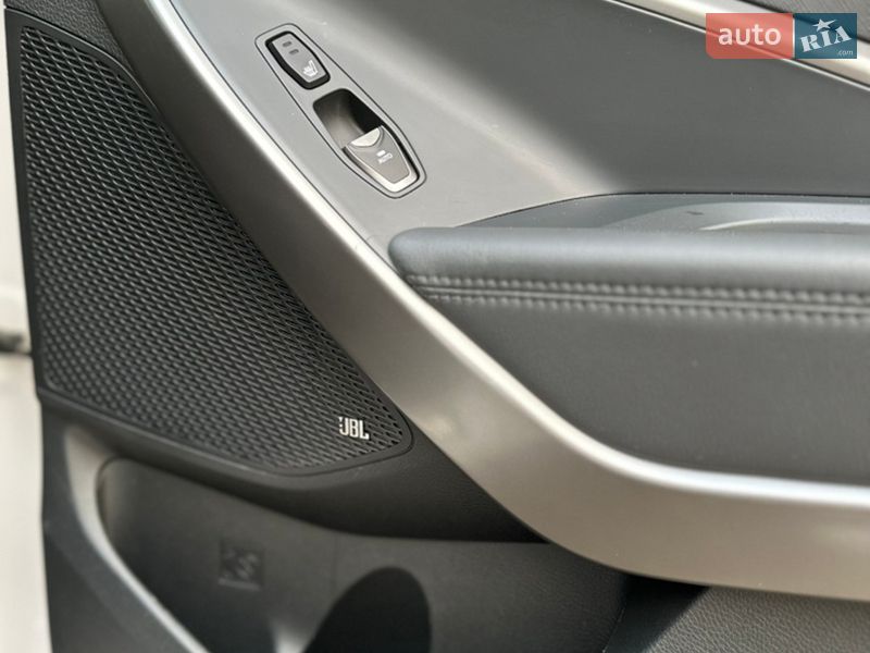 Позашляховик / Кросовер Hyundai Santa FE 2017 в Одесі