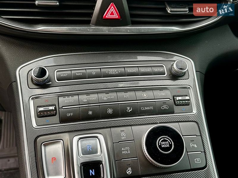 Внедорожник / Кроссовер Hyundai Santa FE 2020 в Киеве