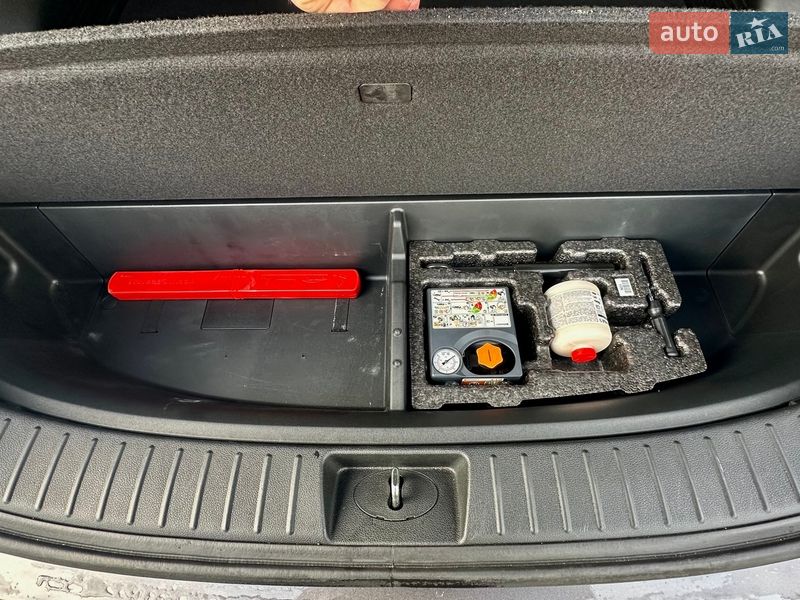 Внедорожник / Кроссовер Hyundai Santa FE 2020 в Киеве