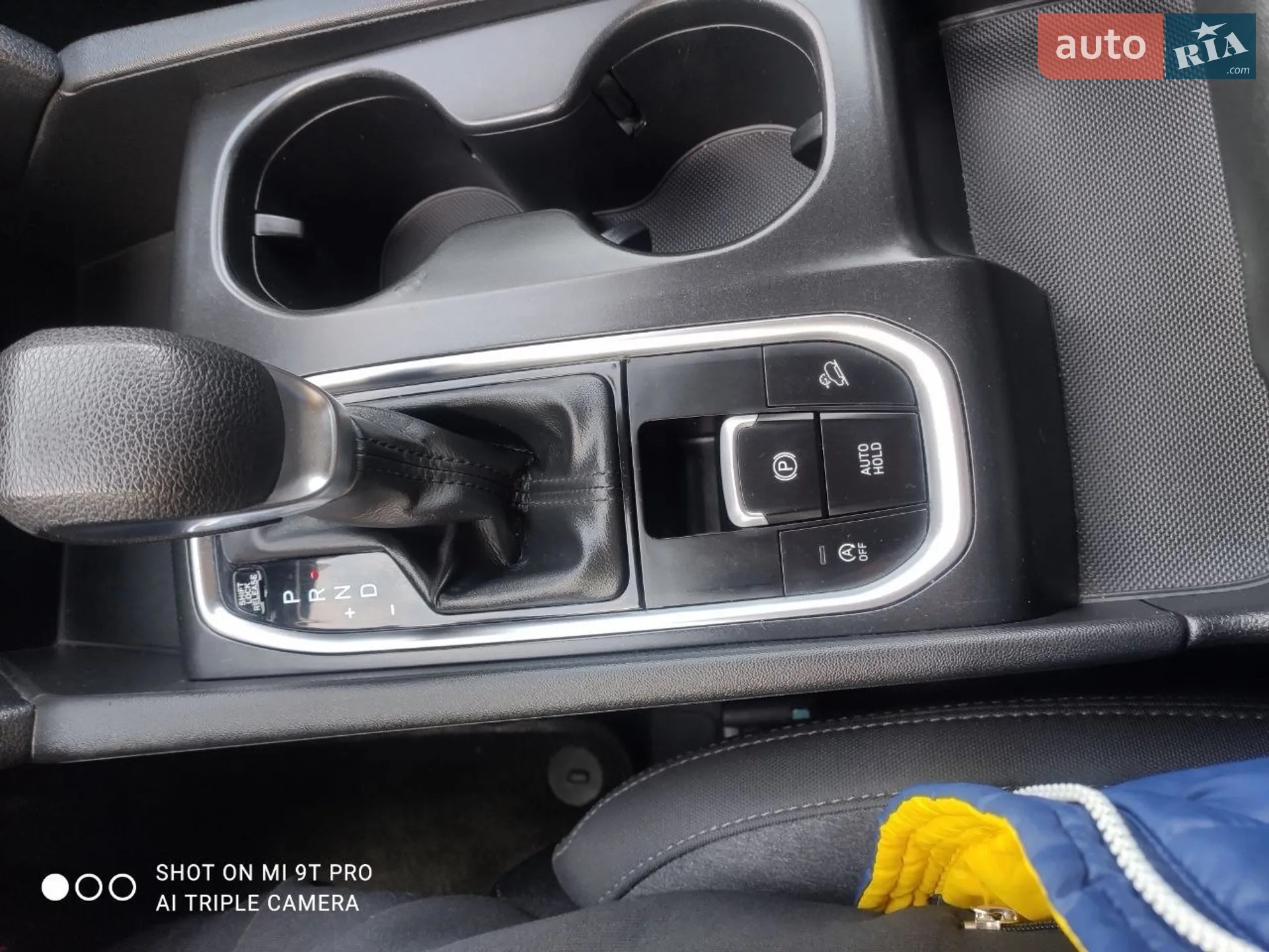 2019 Hyundai Santa Fe - мініатюра 11