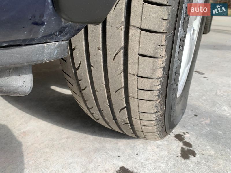 Внедорожник / Кроссовер Hyundai Santa FE 2007 в Радивилове