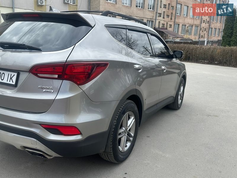 Внедорожник / Кроссовер Hyundai Santa FE 2016 в Каменец-Подольском