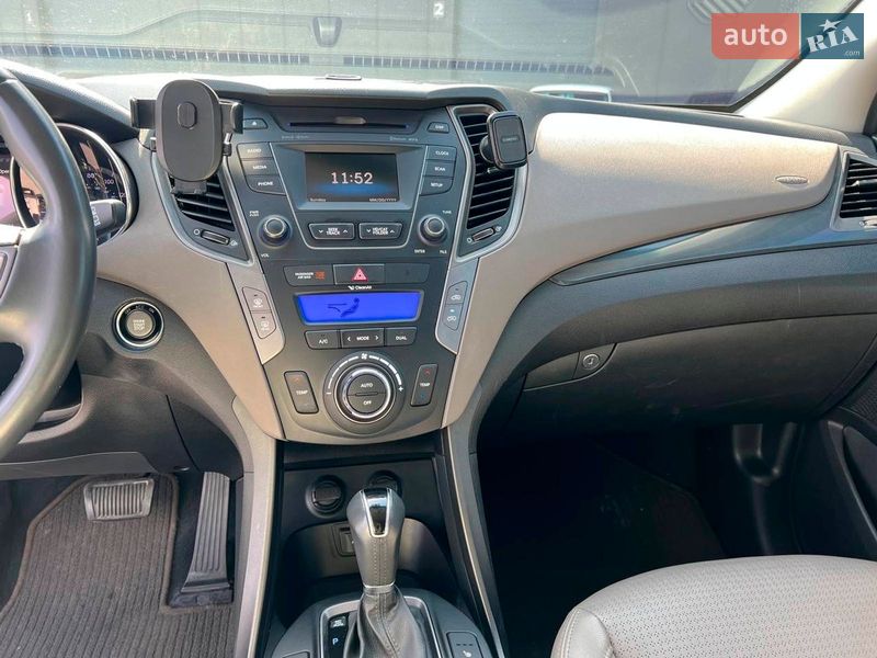 Внедорожник / Кроссовер Hyundai Santa FE 2015 в Львове фото 30 Внедорожник / Кроссовер Hyundai Santa FE 2015 в Львове