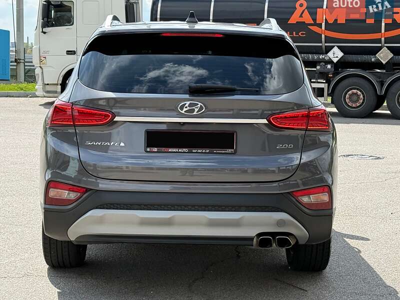 Внедорожник / Кроссовер Hyundai Santa FE 2018 в Днепре