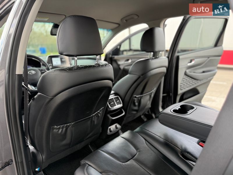 Внедорожник / Кроссовер Hyundai Santa FE 2018 в Днепре