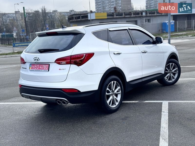 Позашляховик / Кросовер Hyundai Santa FE 2013 в Києві