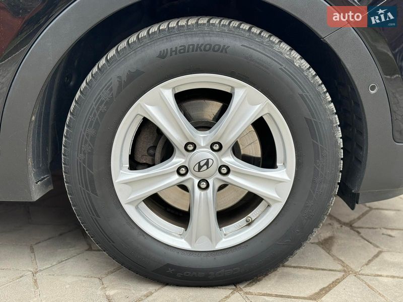 Позашляховик / Кросовер Hyundai Santa FE 2014 в Рівному