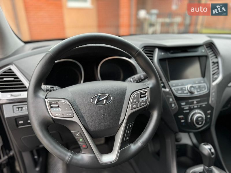 Позашляховик / Кросовер Hyundai Santa FE 2014 в Рівному