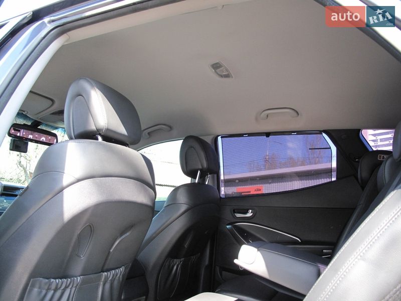 Внедорожник / Кроссовер Hyundai Santa FE 2016 в Киеве