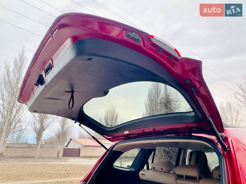 Позашляховик / Кросовер Hyundai Santa FE 2010 в Запоріжжі