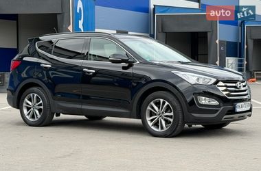 Позашляховик / Кросовер Hyundai Santa FE 2016 в Рівному
