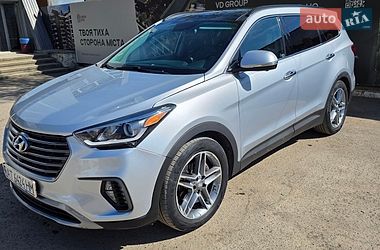 Внедорожник / Кроссовер Hyundai Santa FE 2016 в Ивано-Франковске