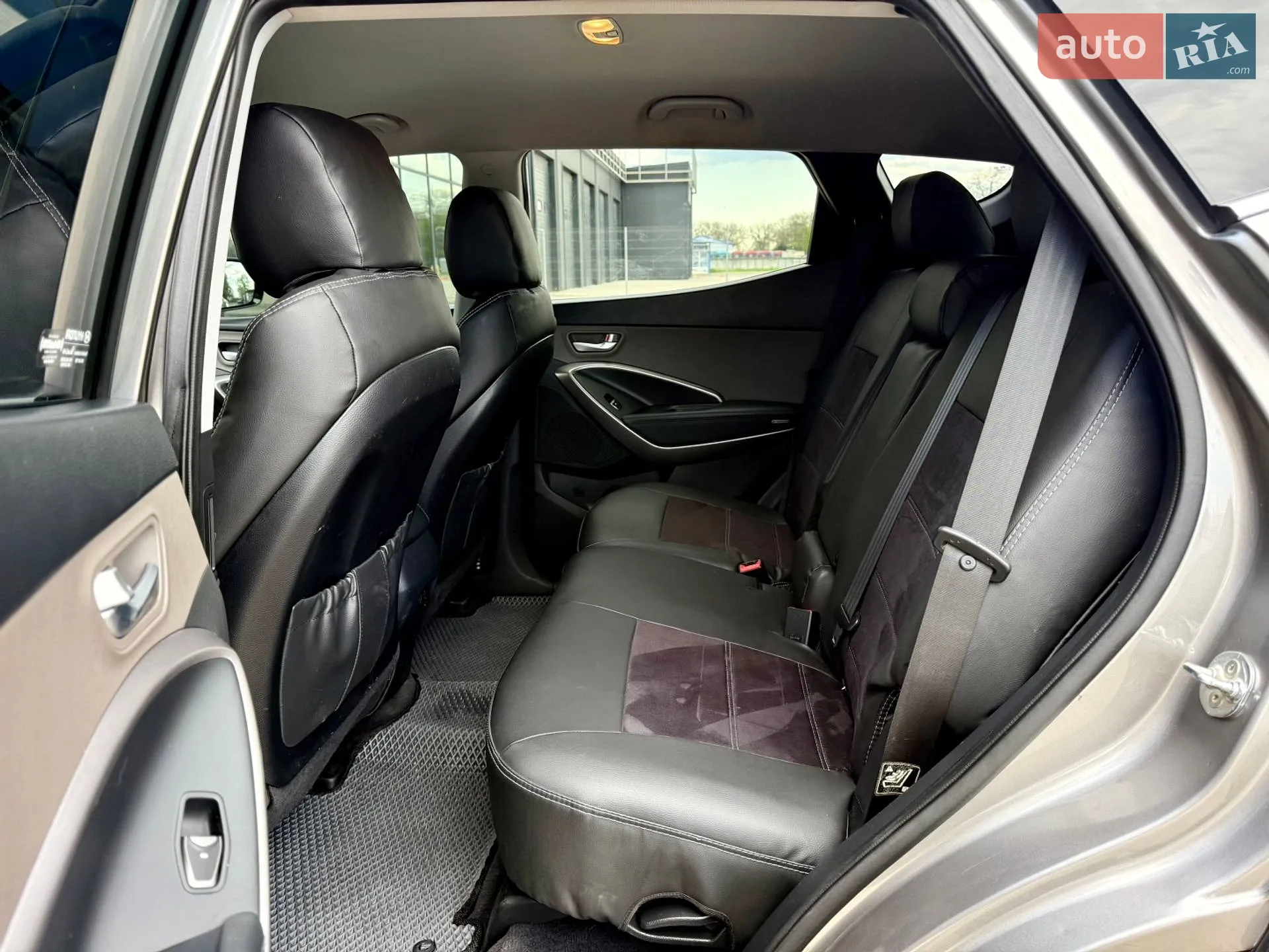 2015 Hyundai Santa Fe - мініатюра 21