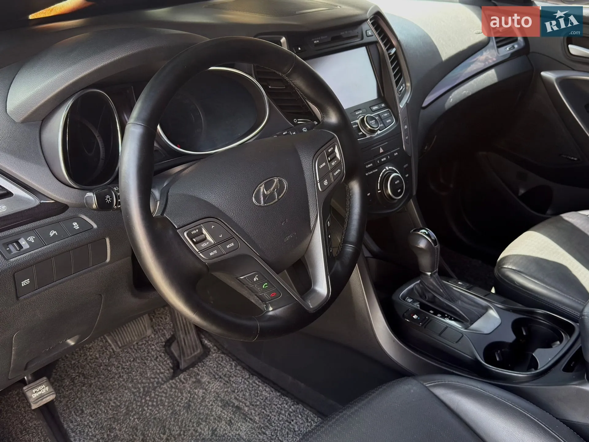 2014 Hyundai Santa Fe - мініатюра 25