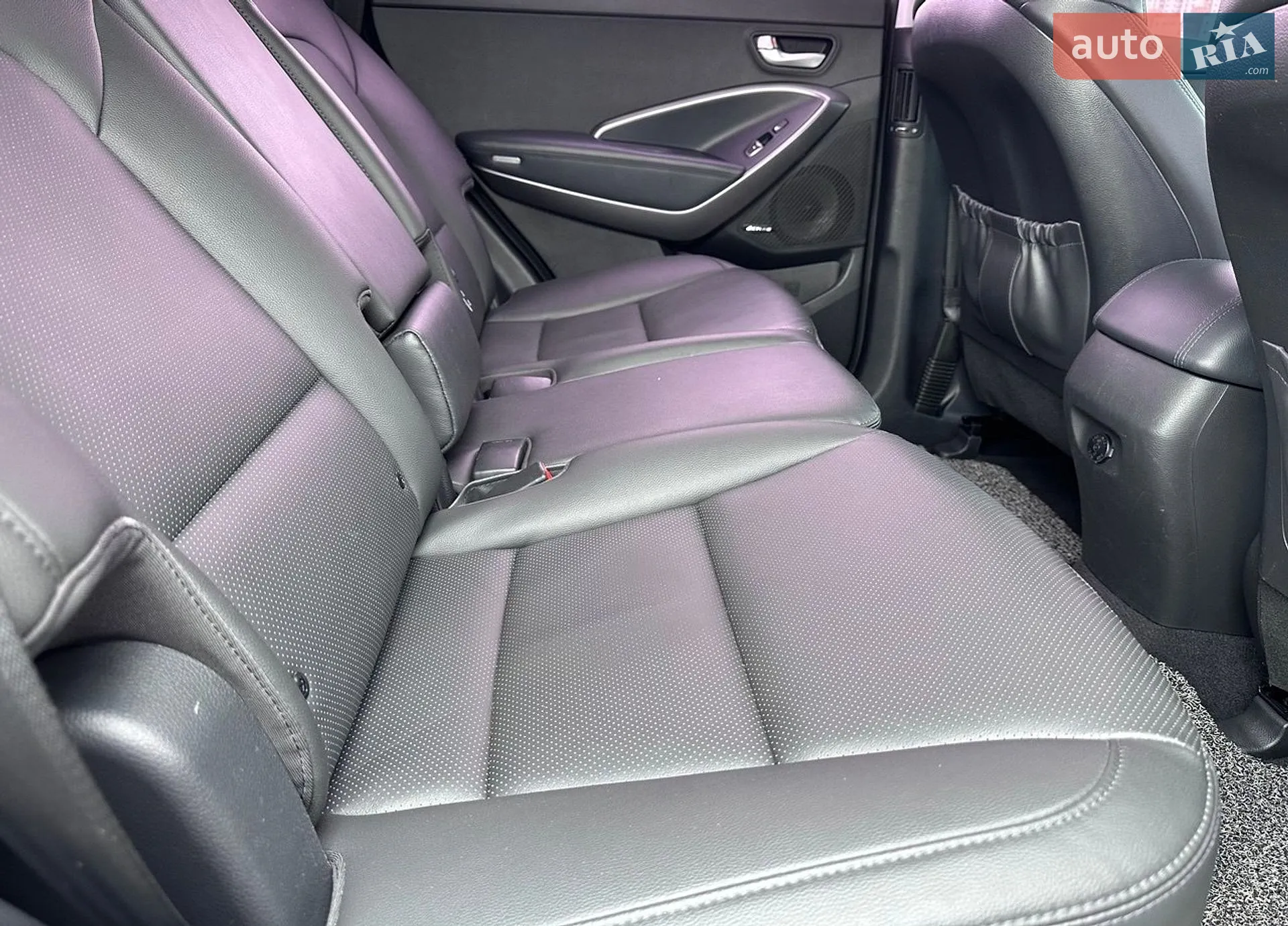 2013 Hyundai Santa Fe - мініатюра 17