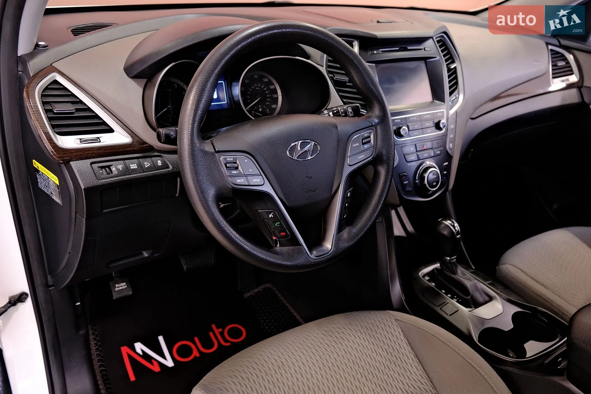2016 Hyundai Santa Fe - мініатюра 27