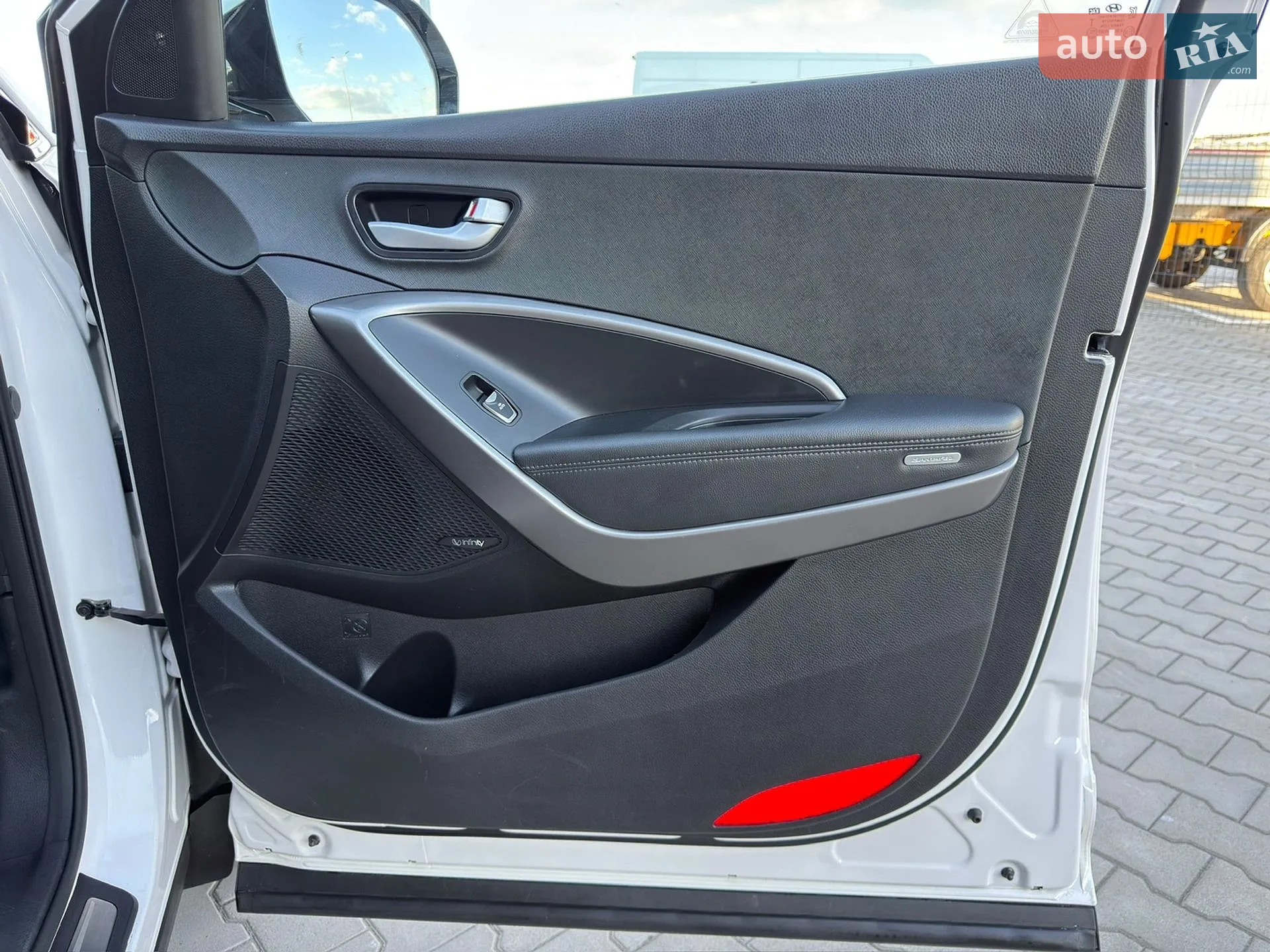 2015 Hyundai Santa Fe - мініатюра 52