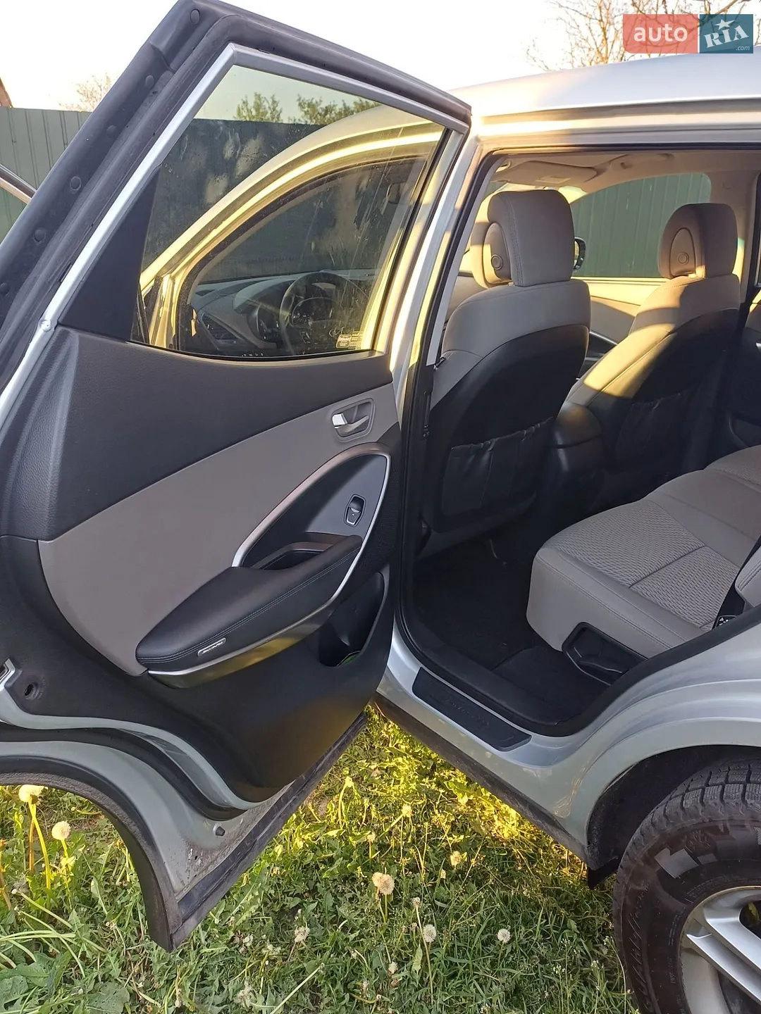 2016 Hyundai Santa Fe - мініатюра 19