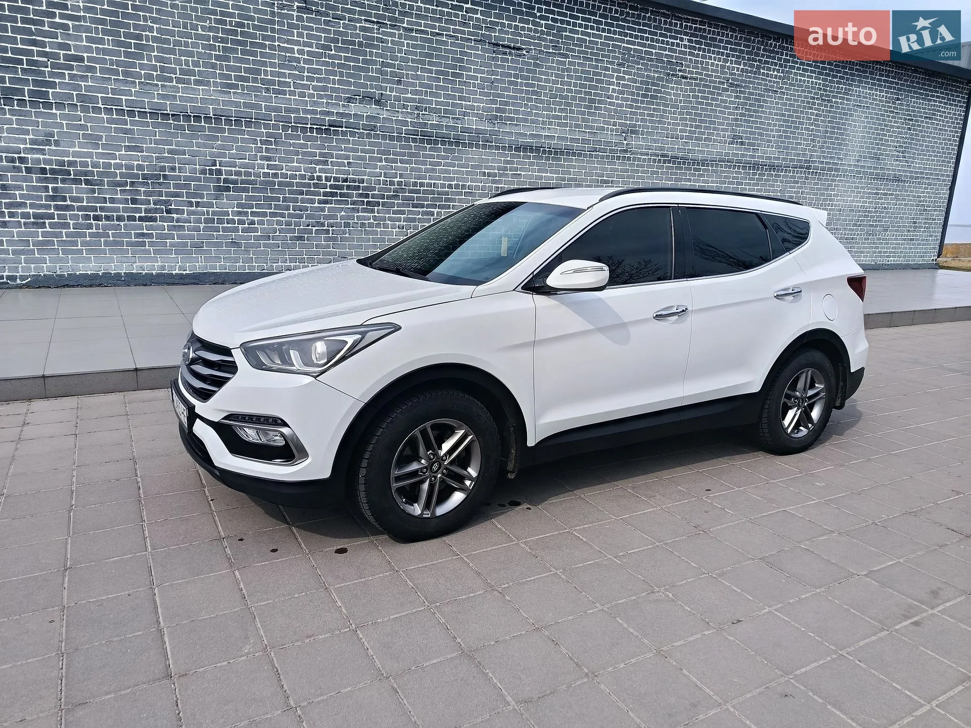 2016 Hyundai Santa Fe - мініатюра 8