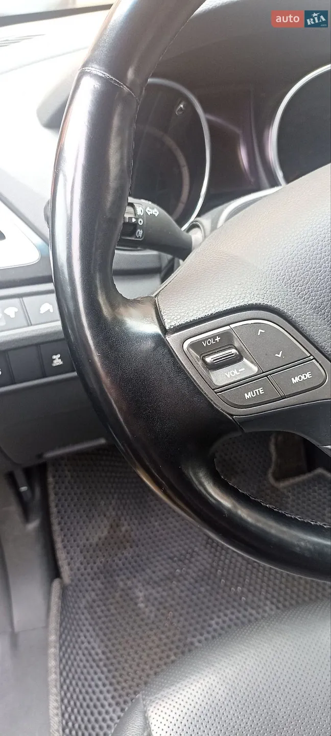 2014 Hyundai Santa Fe - мініатюра 23