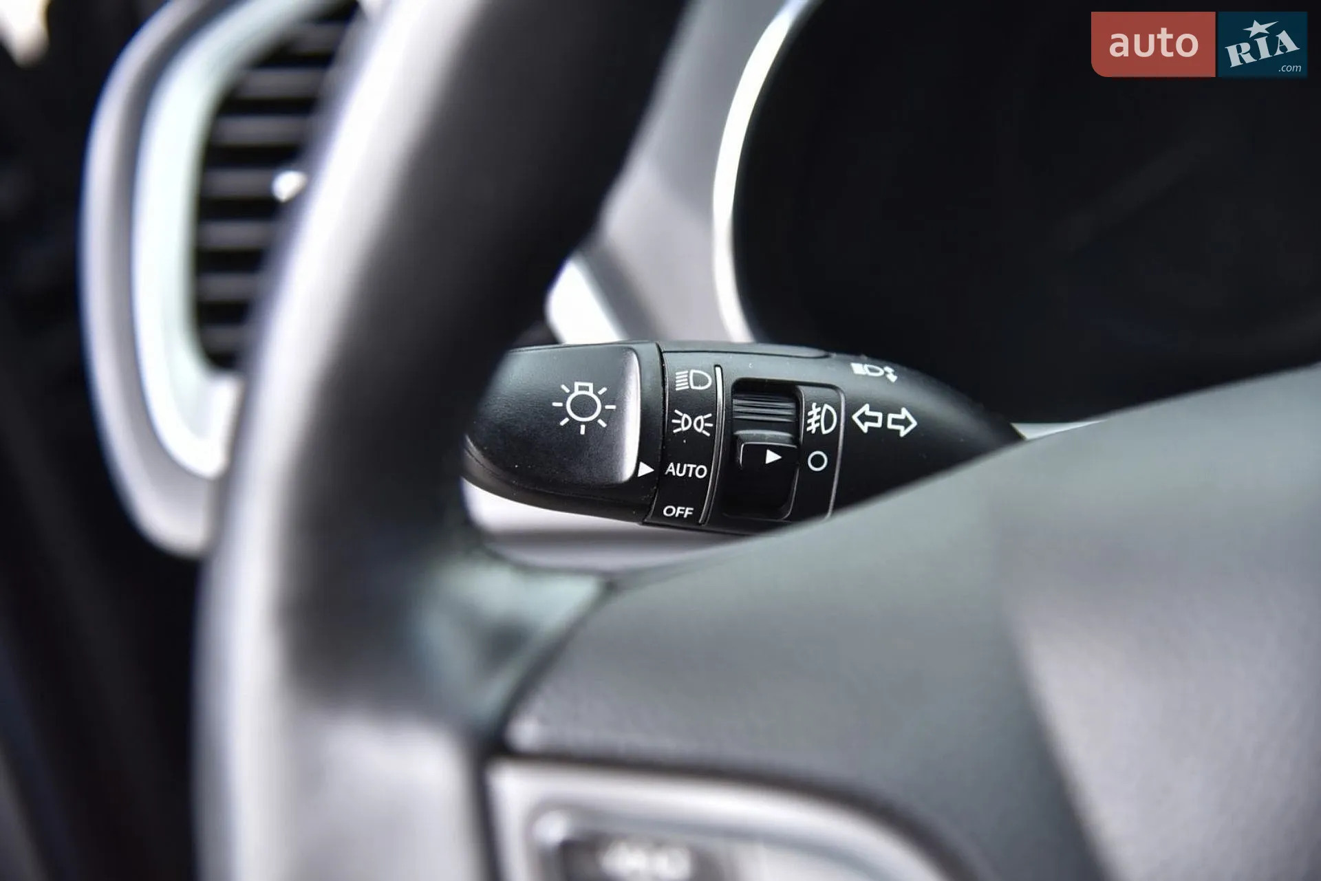 2016 Hyundai Santa Fe - мініатюра 30