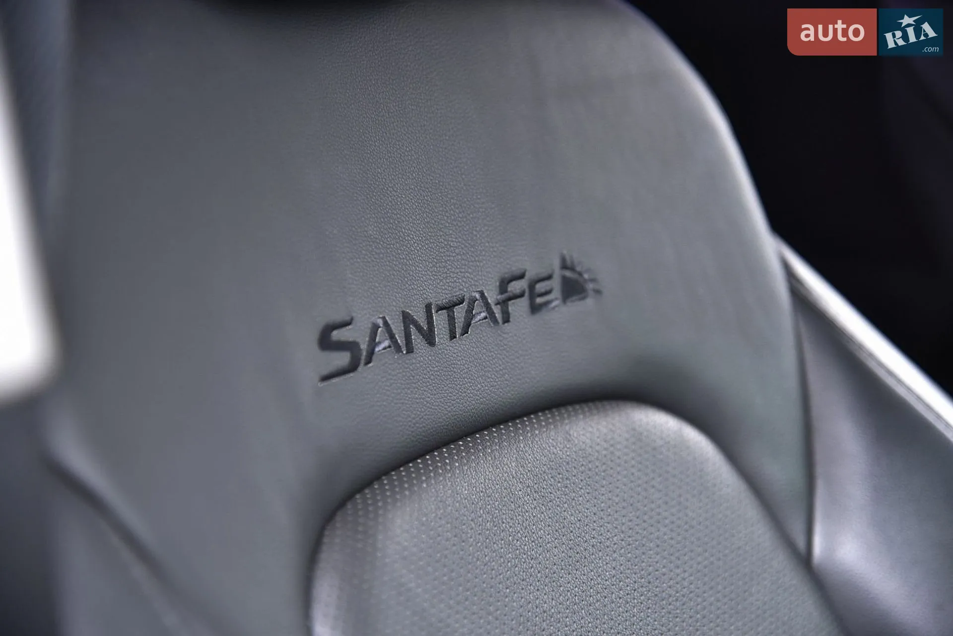 2016 Hyundai Santa Fe - мініатюра 37