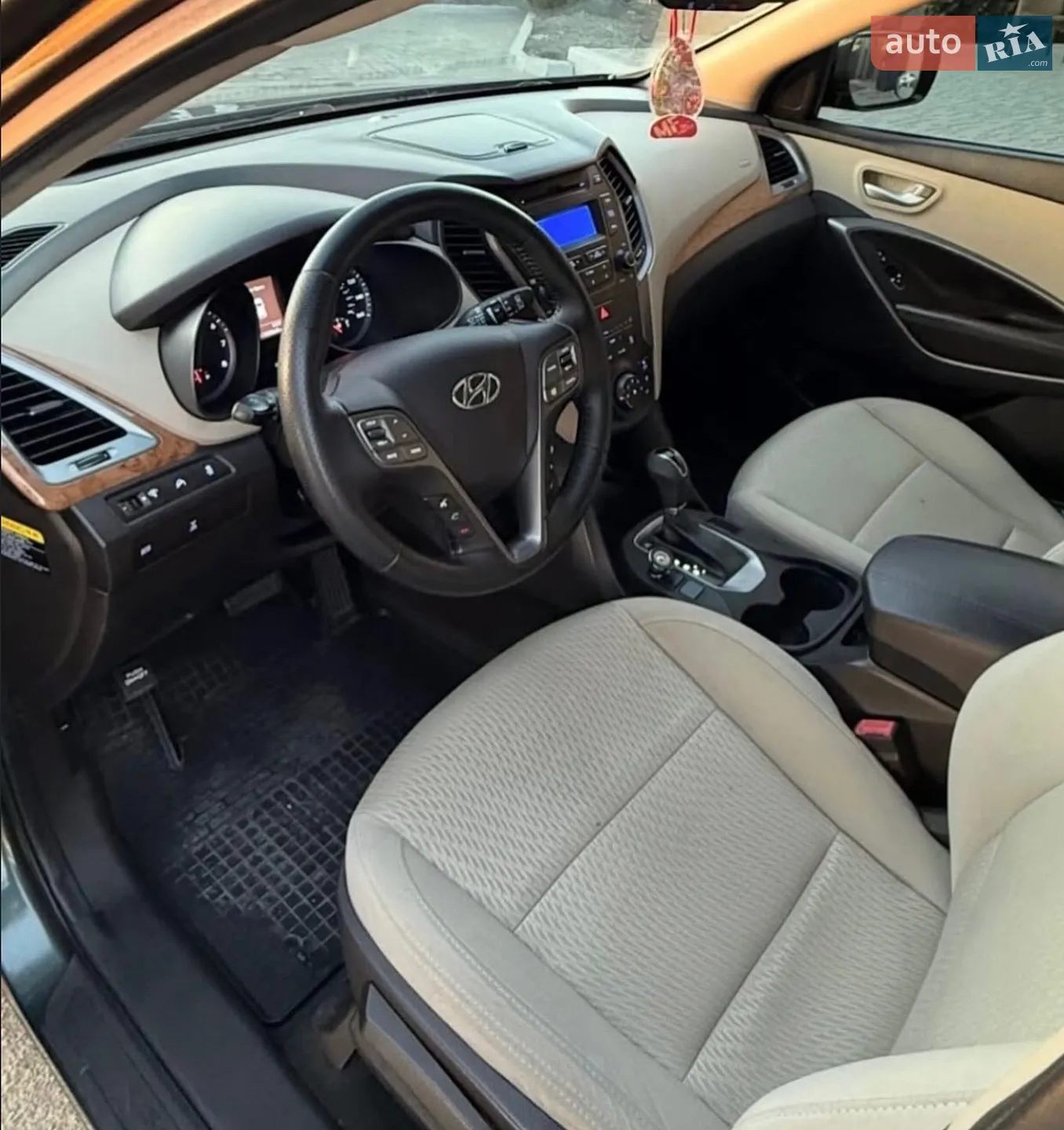 2012 Hyundai Santa Fe - мініатюра 9