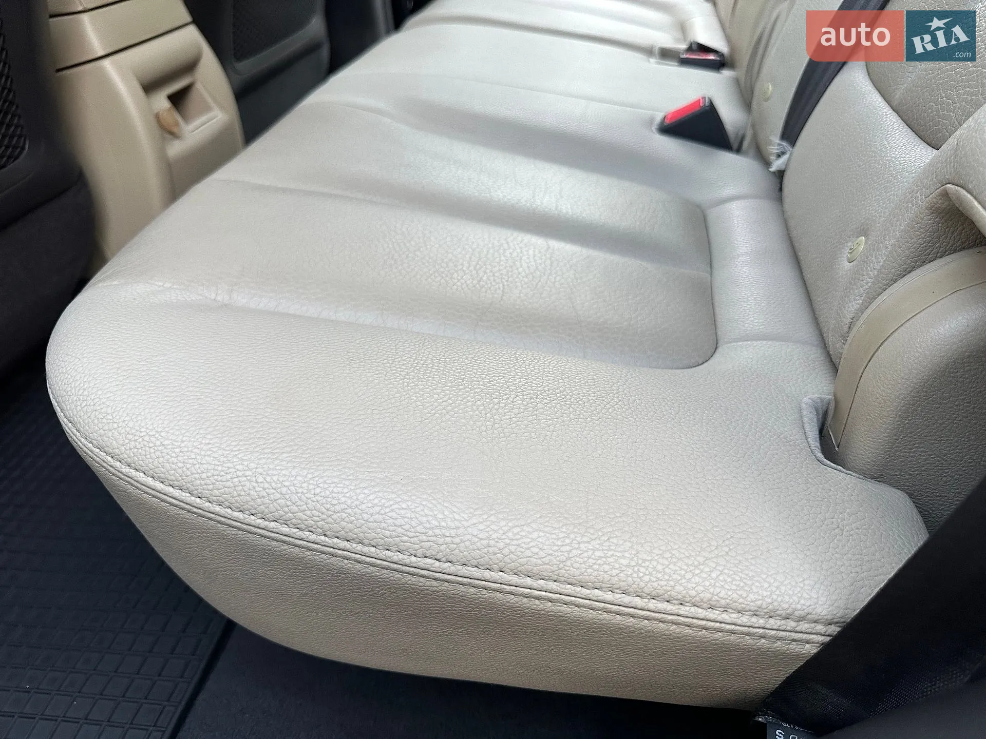 2011 Hyundai Santa Fe - мініатюра 30