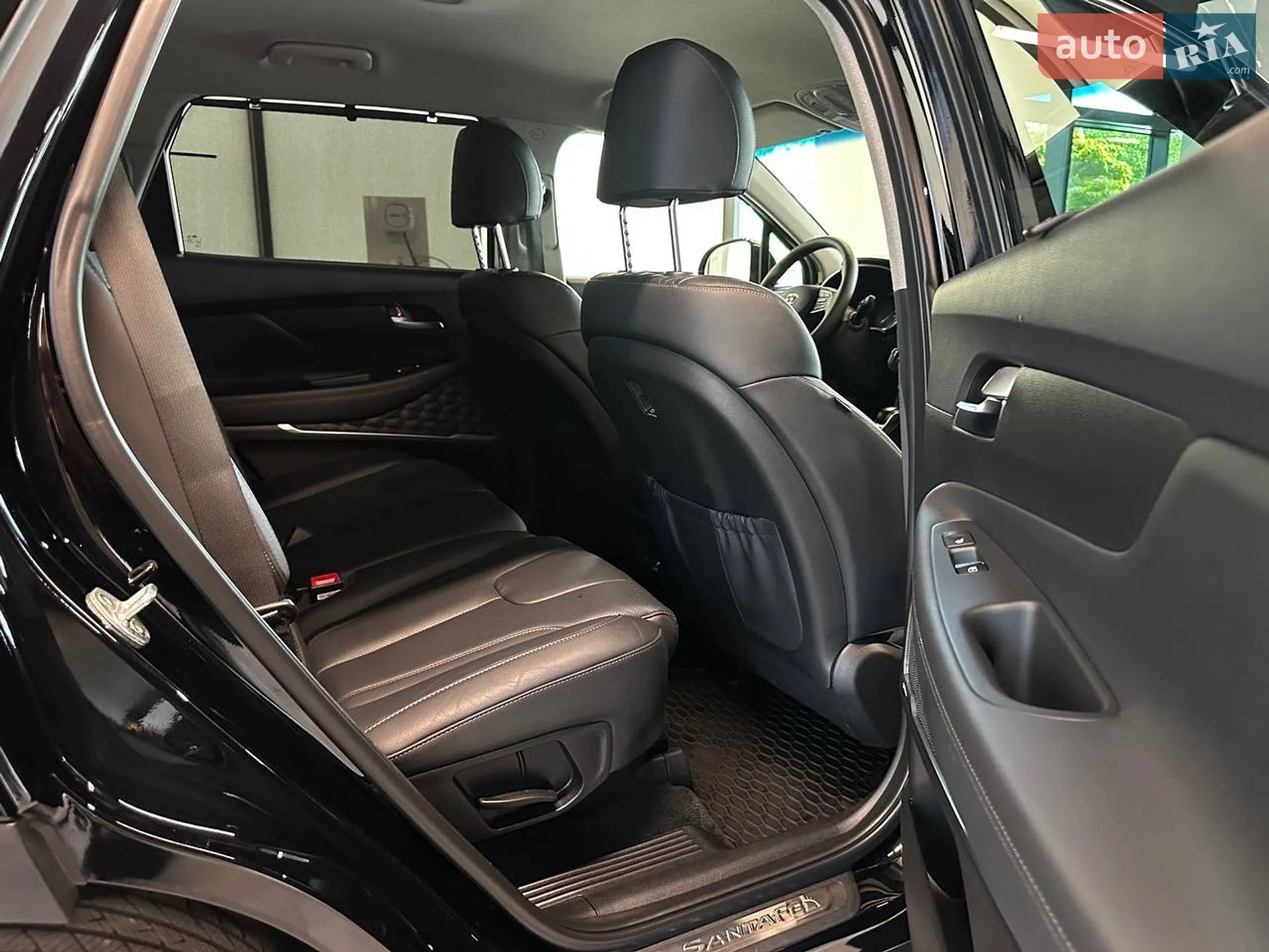 2019 Hyundai Santa Fe - мініатюра 37