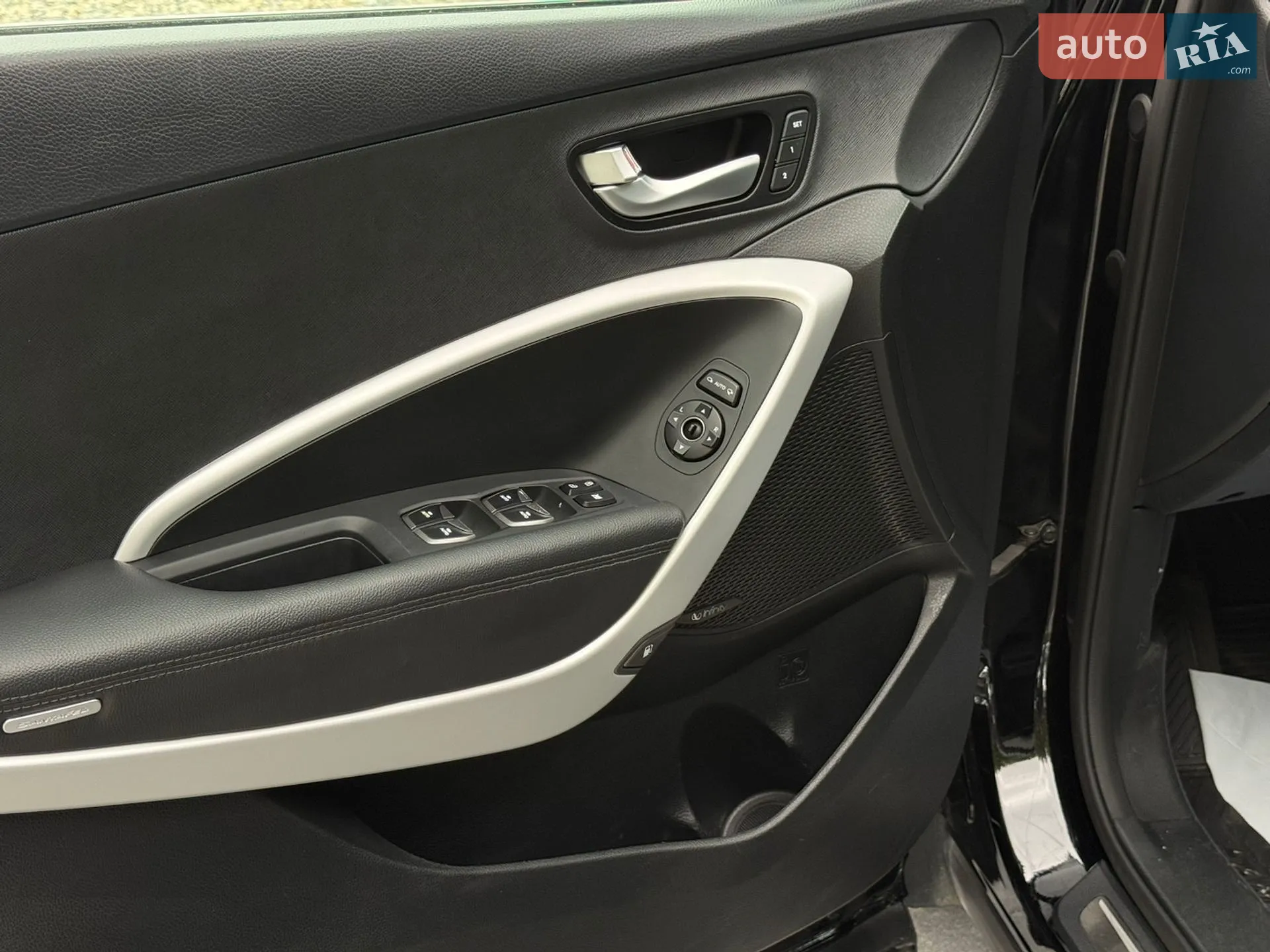 2016 Hyundai Santa Fe - мініатюра 15