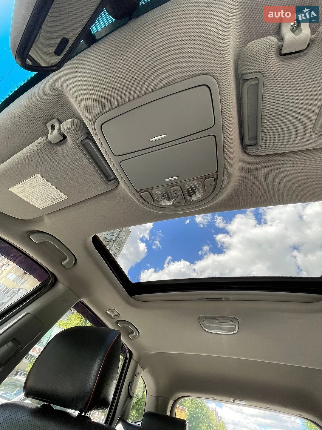 Hyundai Santa FE 2009 VIN KMHSH81WP9U445683 фото оголошення 12 з 22