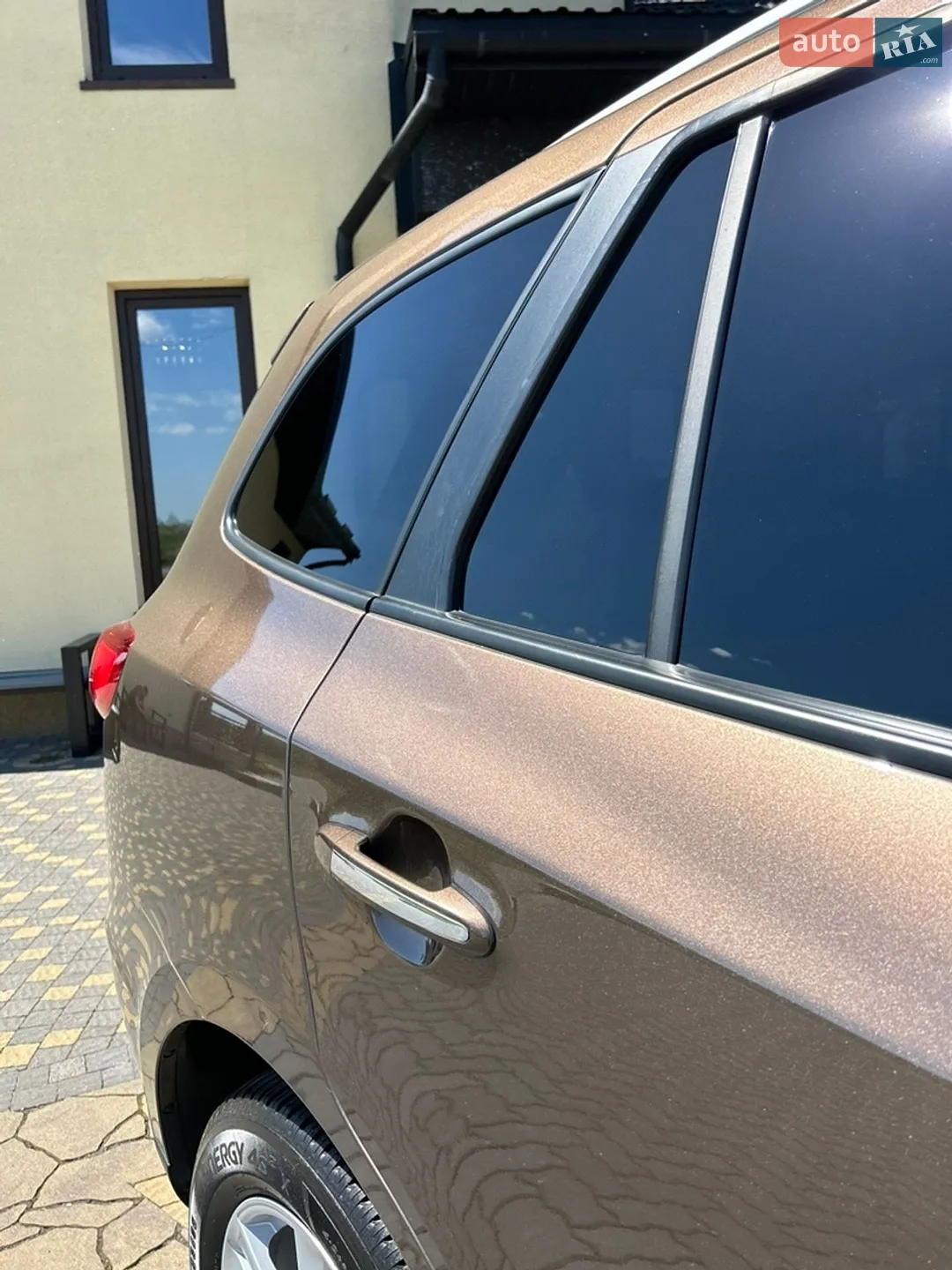 2010 Hyundai Santa Fe - мініатюра 38