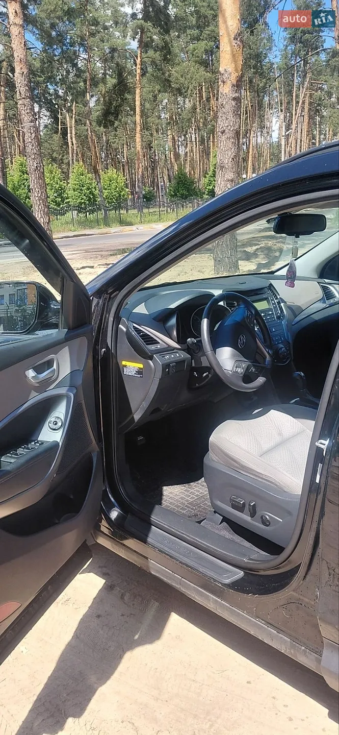 2012 Hyundai Santa Fe - мініатюра 13