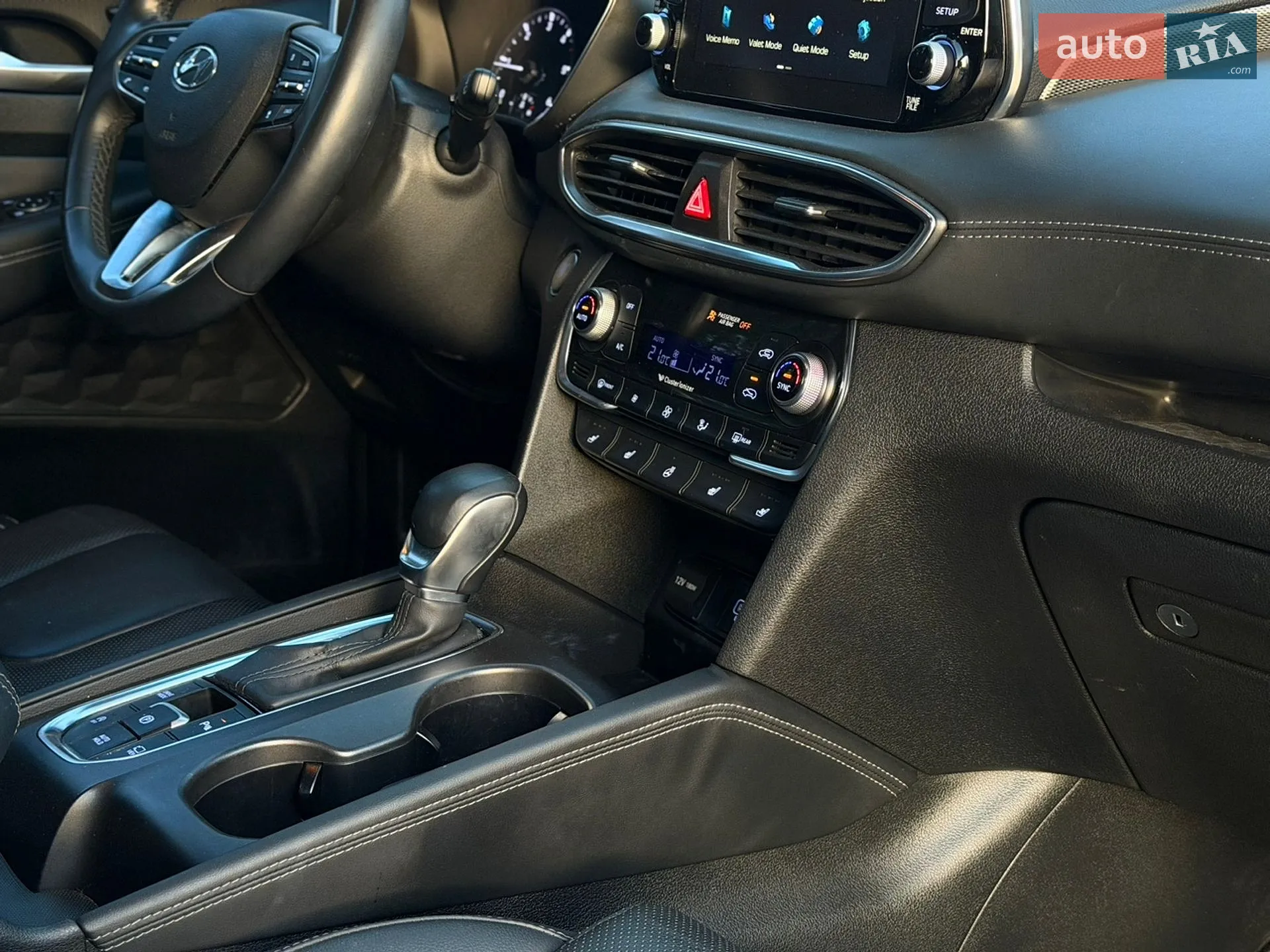 2019 Hyundai Santa Fe - мініатюра 28
