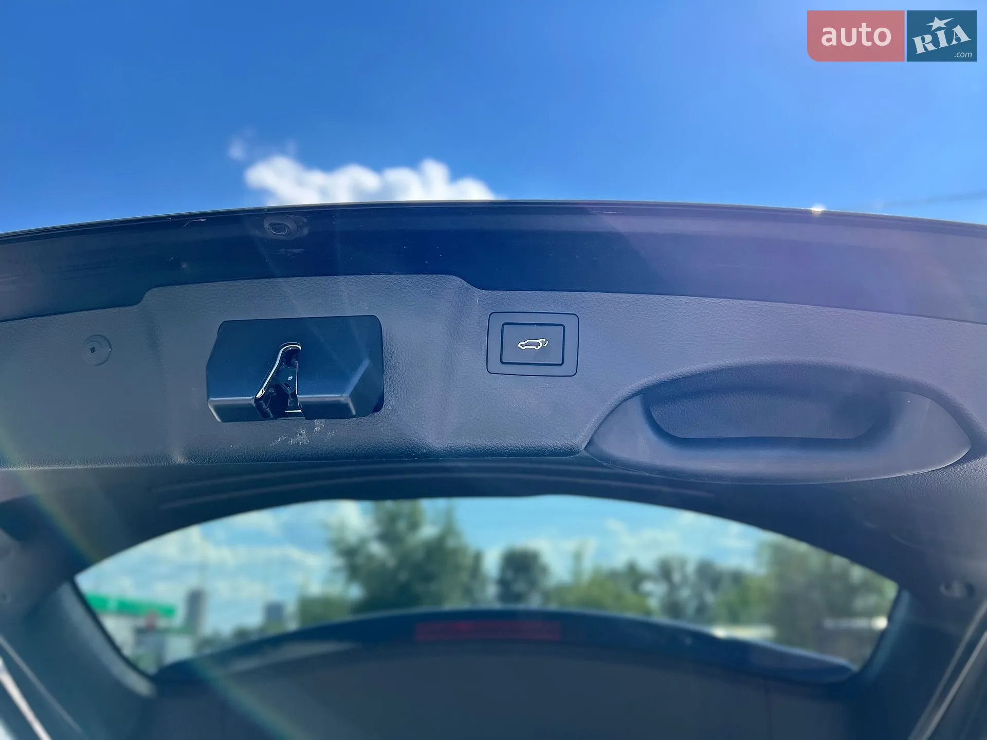 2018 Hyundai Santa Fe - мініатюра 23