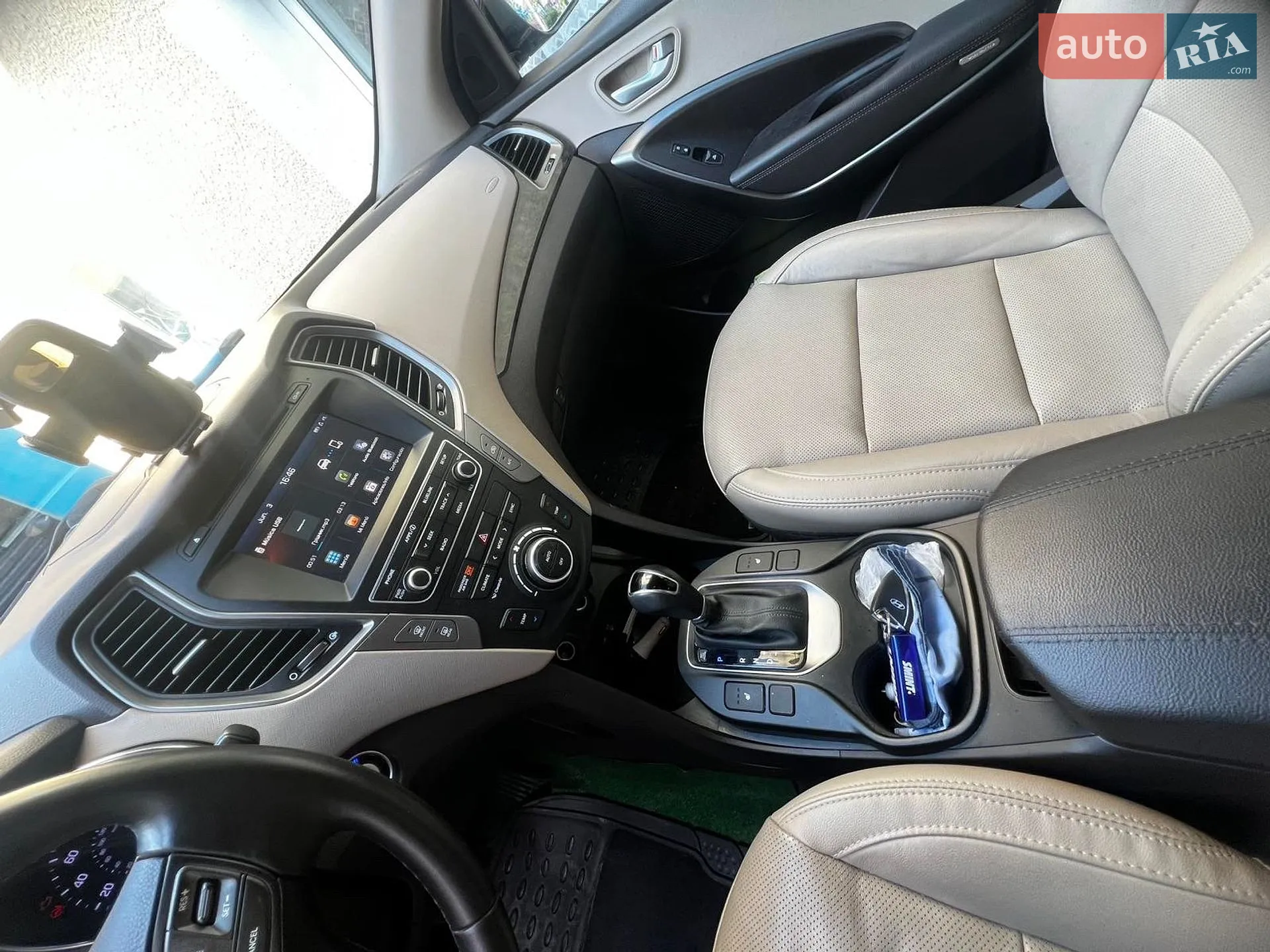 2016 Hyundai Santa Fe - мініатюра 8