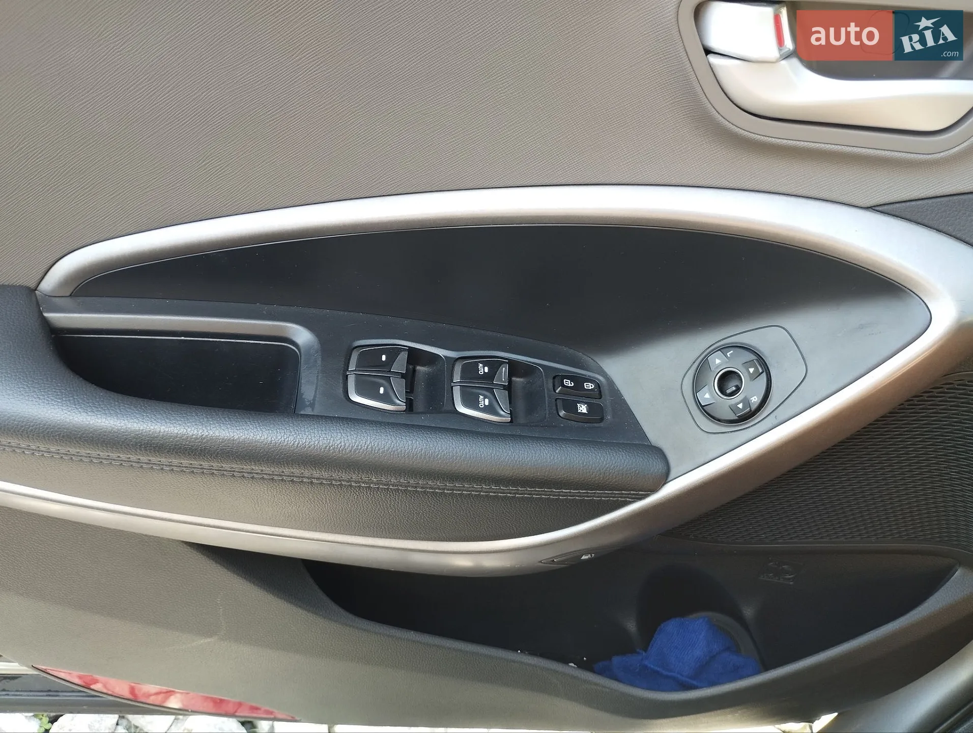 2015 Hyundai Santa Fe - мініатюра 11