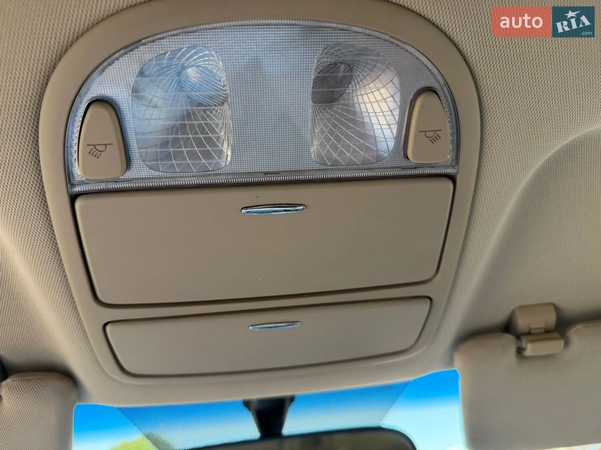 2012 Hyundai Santa Fe - мініатюра 51