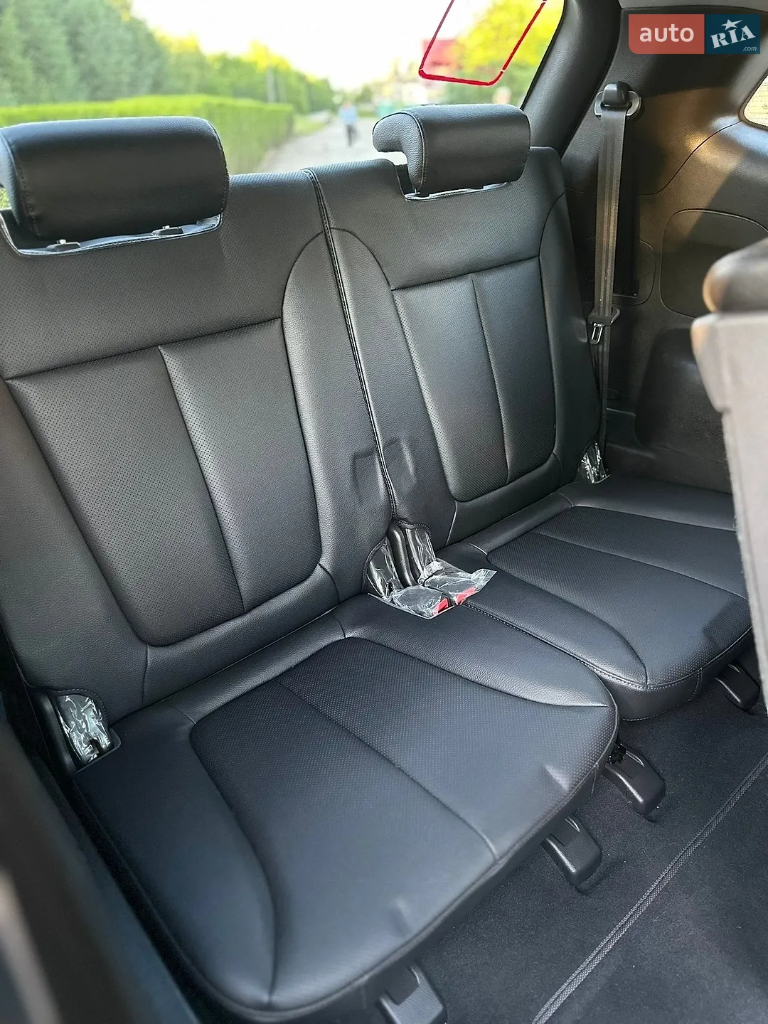 2012 Hyundai Santa Fe - мініатюра 24