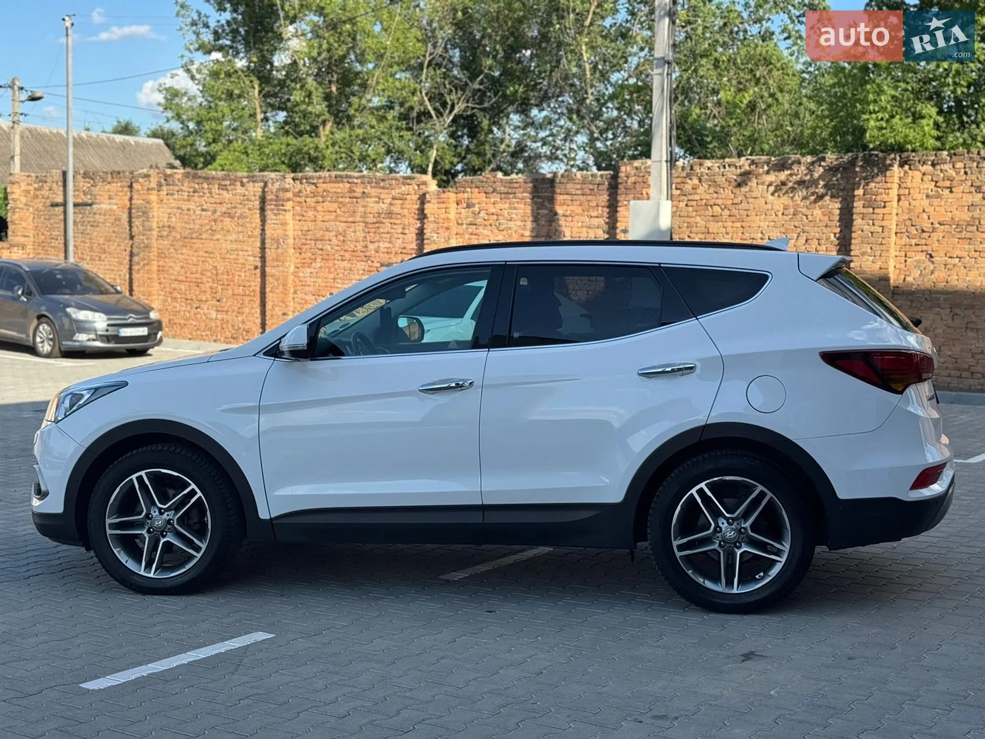 2016 Hyundai Santa Fe - мініатюра 9