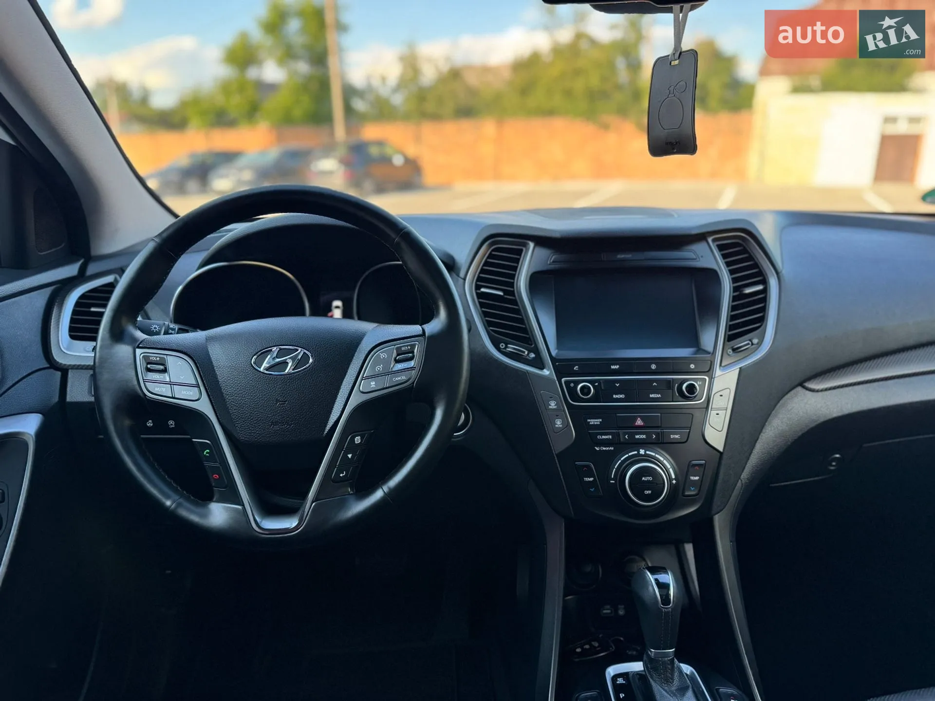 2016 Hyundai Santa Fe - мініатюра 32