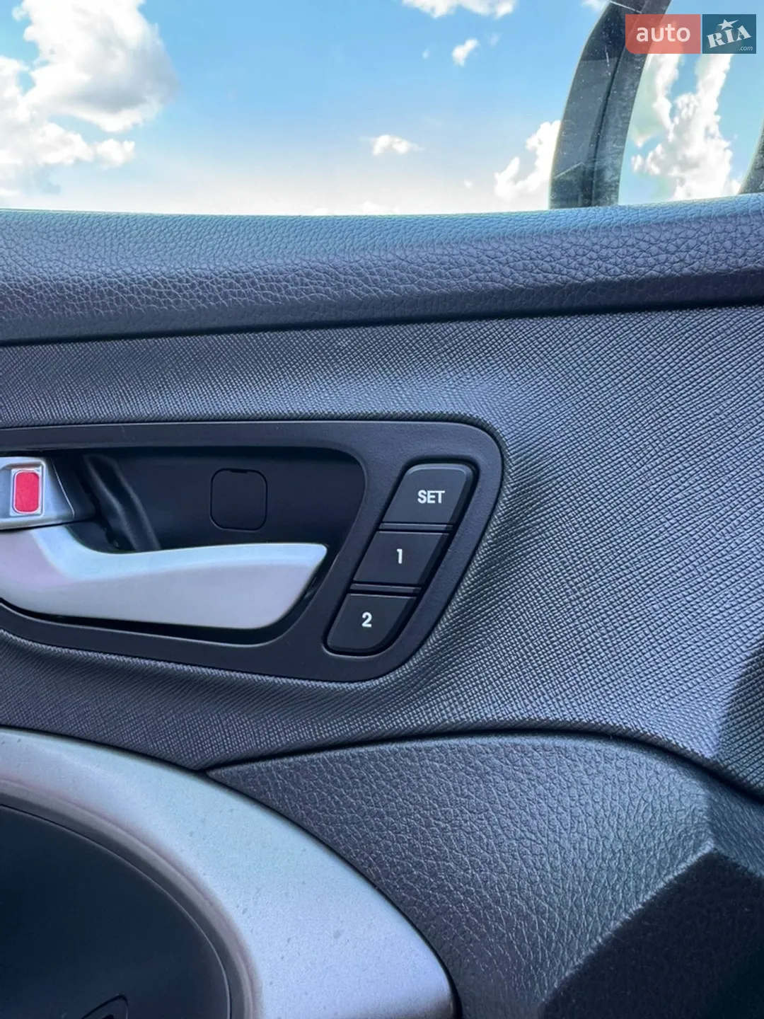 2016 Hyundai Santa Fe - мініатюра 40