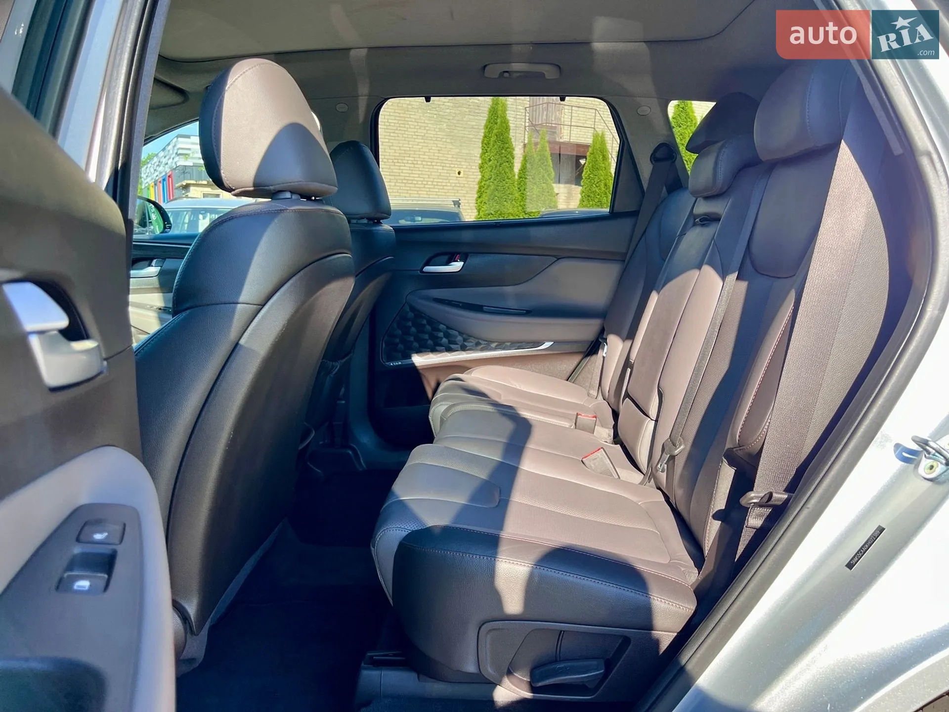 2019 Hyundai Santa Fe - мініатюра 27