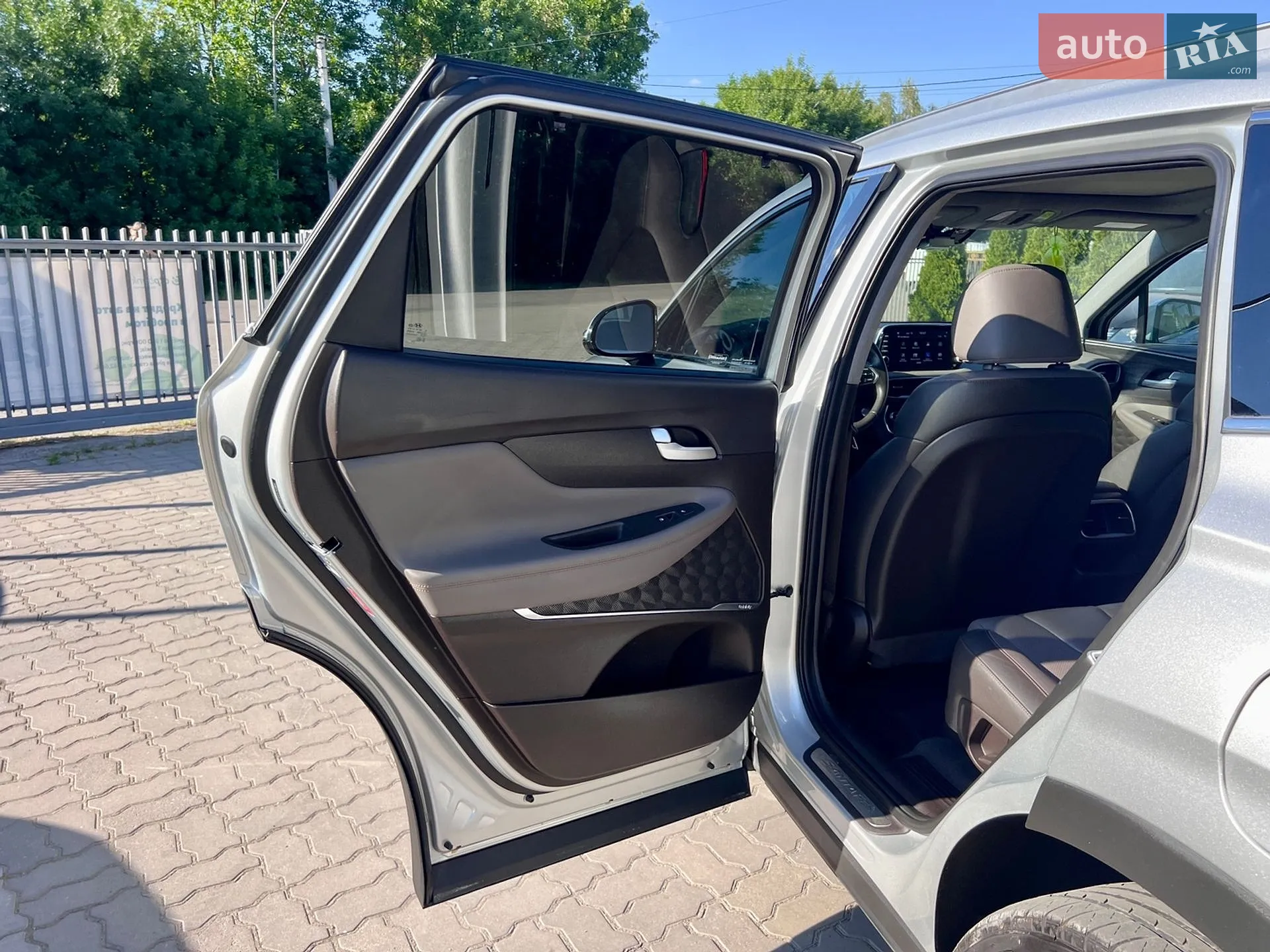 2019 Hyundai Santa Fe - мініатюра 28
