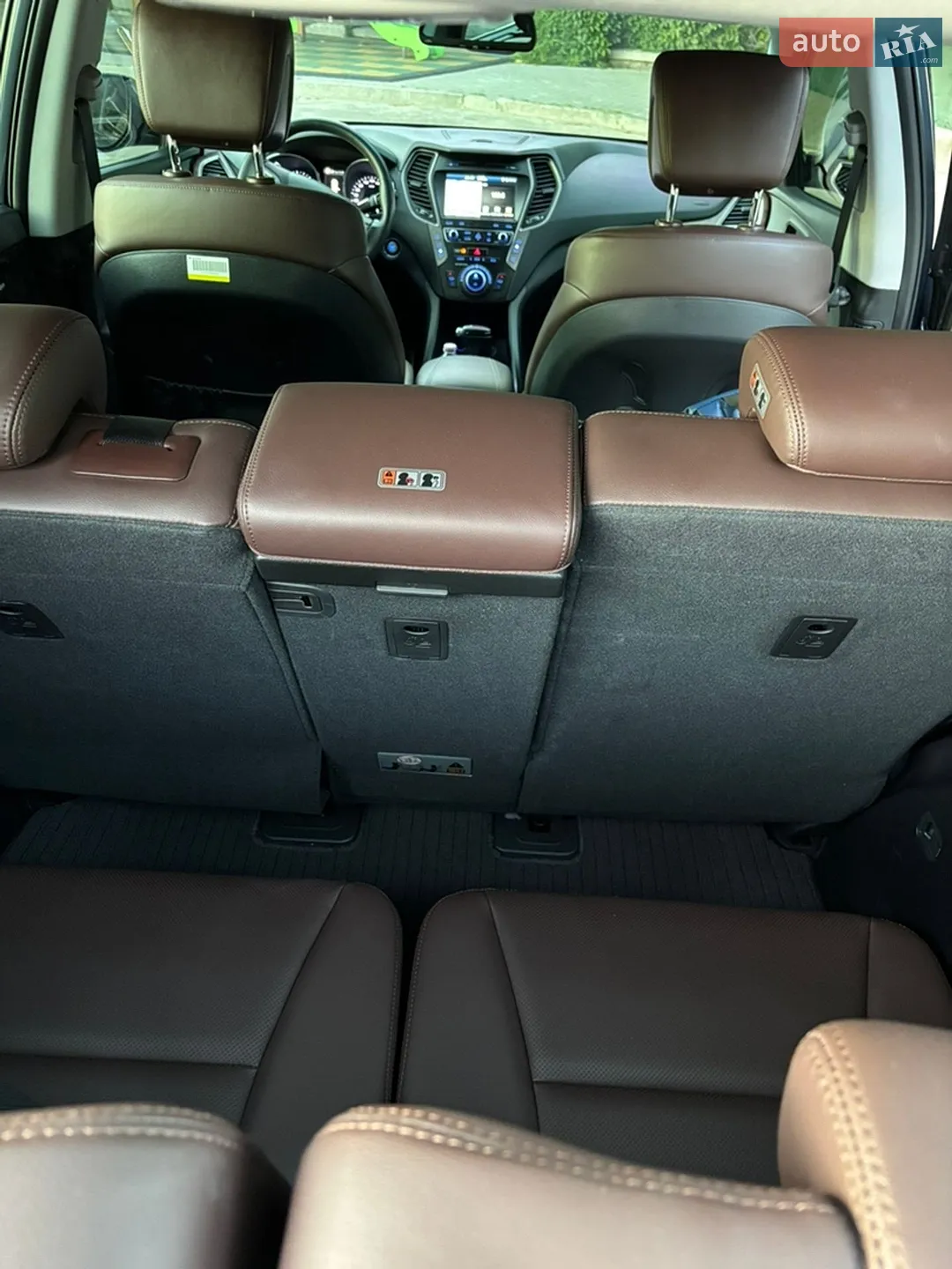 2016 Hyundai Santa Fe - мініатюра 17