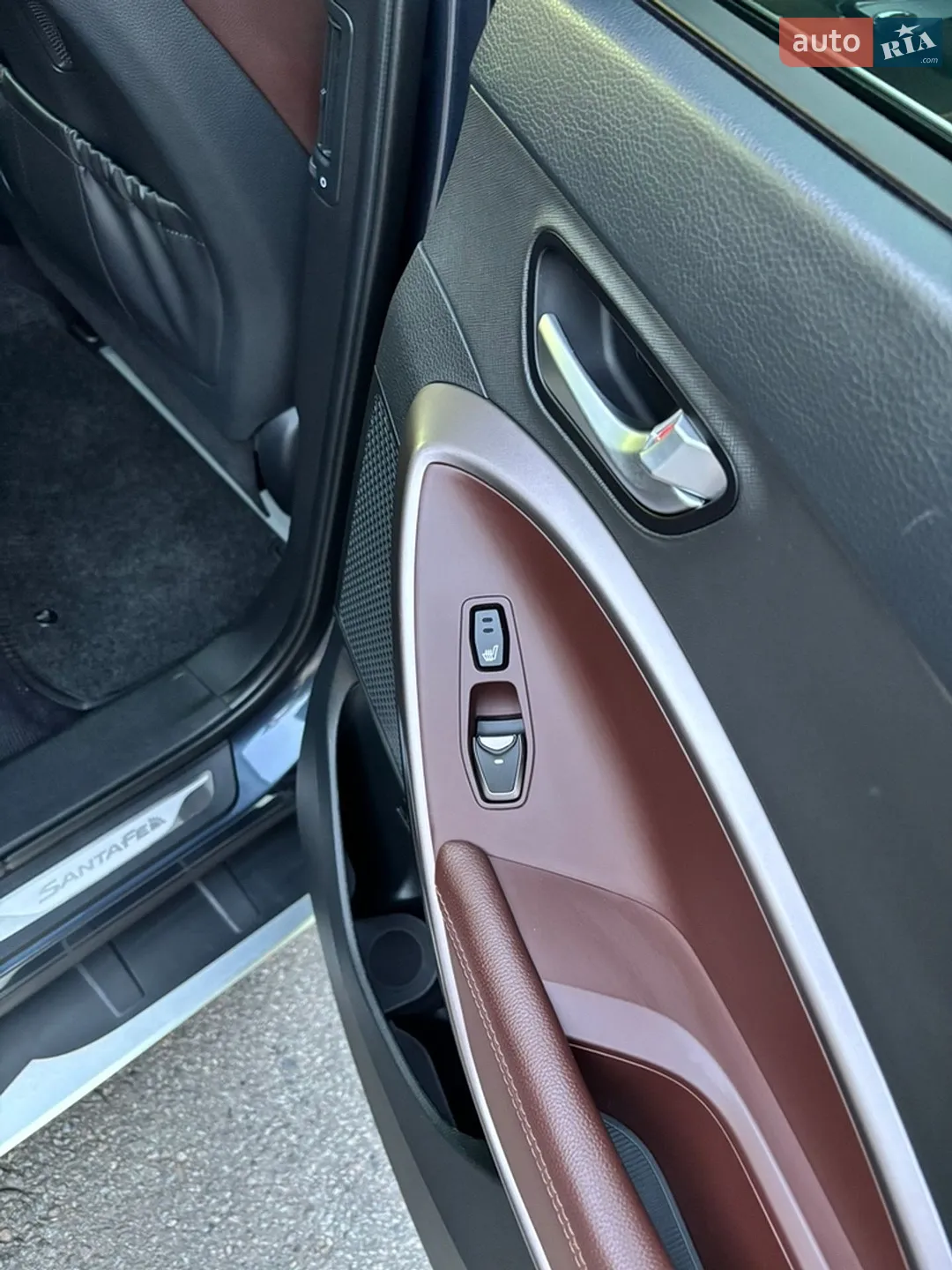 2016 Hyundai Santa Fe - мініатюра 27