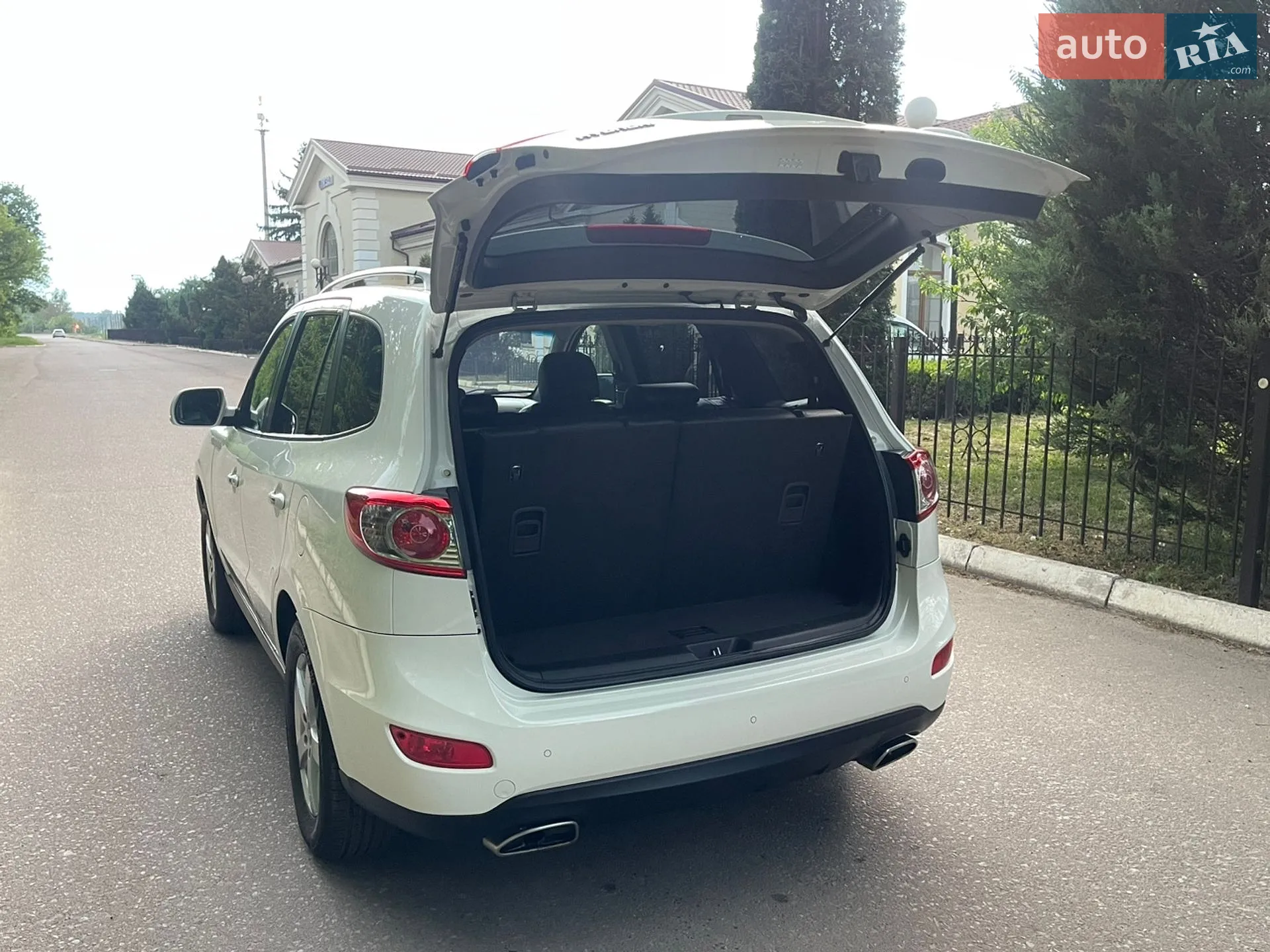 2011 Hyundai Santa Fe - мініатюра 33