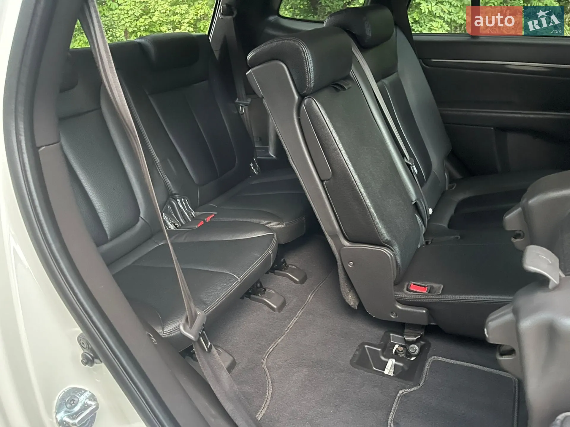 2011 Hyundai Santa Fe - мініатюра 38