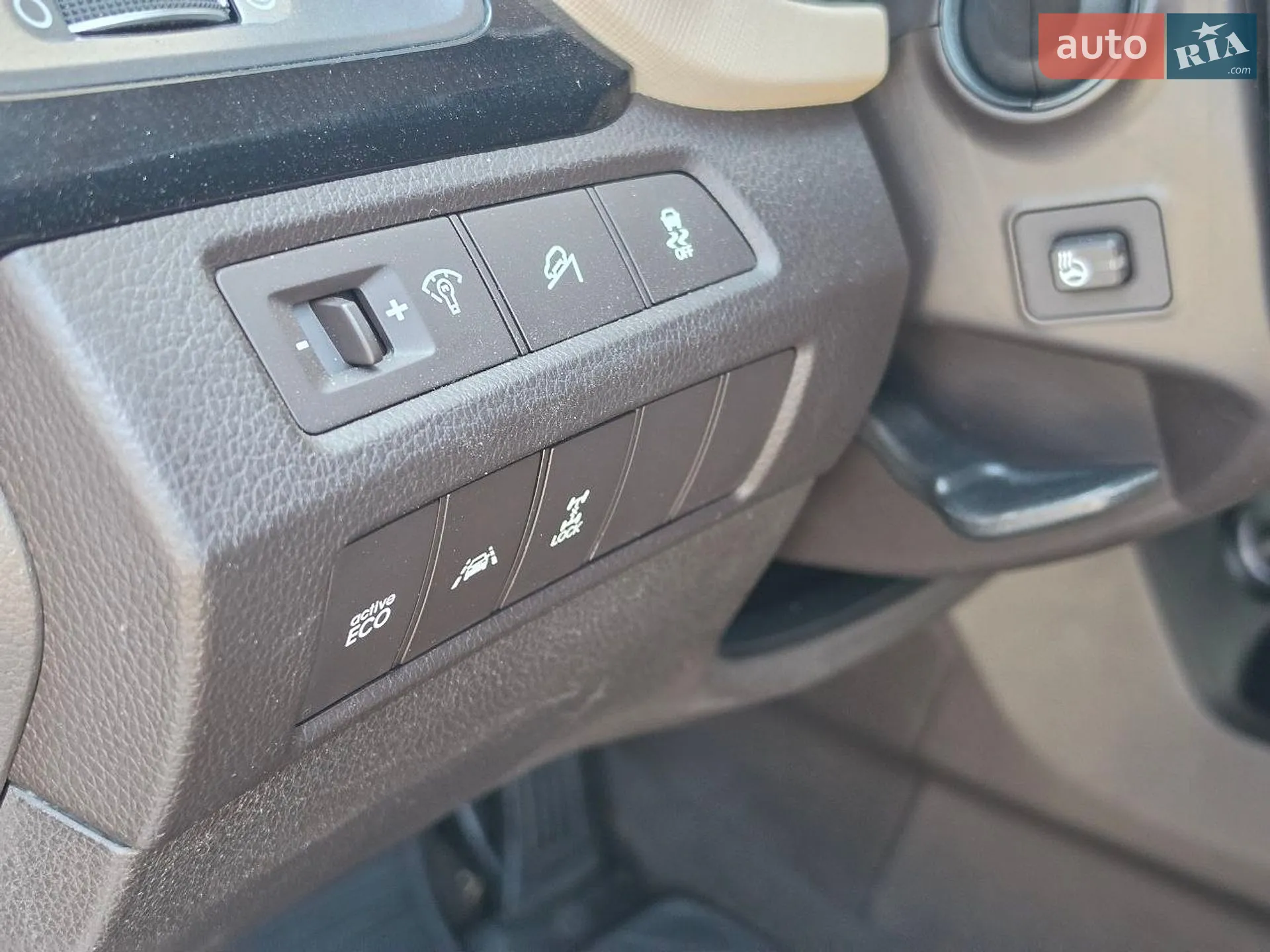 2013 Hyundai Santa Fe - мініатюра 42